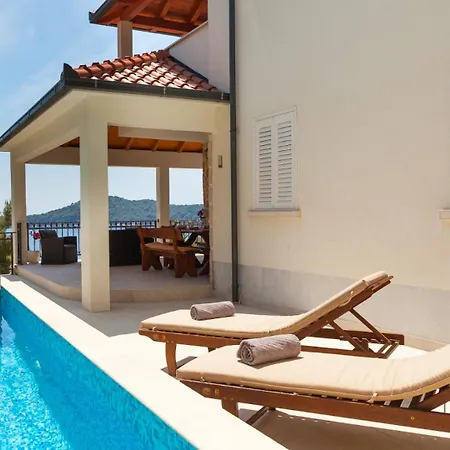 Julija By Guide Villa Smokvica (Korcula)