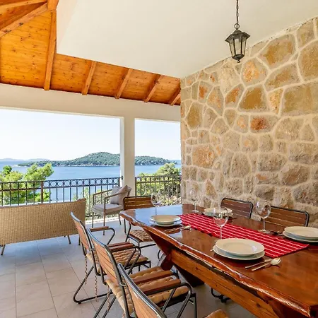 Julija By Guide Villa *