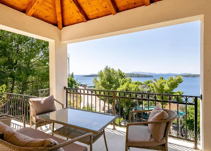 Villa Julija By Guide