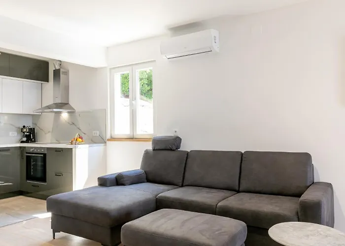 Villa Julija By Guide