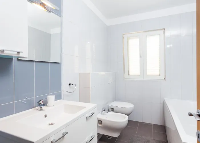 Julija By Guide Smokvica (Korcula)